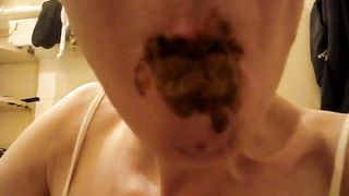 Eating up my own shit a good scat meal