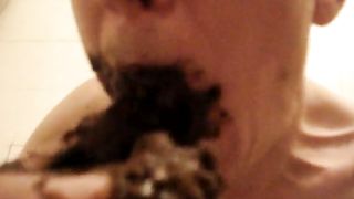 Smearing shit all over my face in my home made scat video