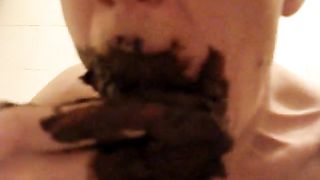 Smearing shit all over my face in my home made scat video