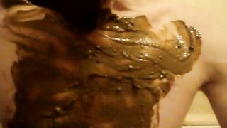 Rubbing my shit all over my belly