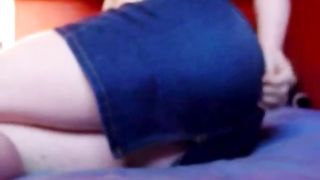 Amateur panty scat shitting on the bed in her panties