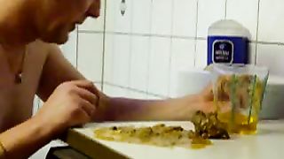 Eating shit and drinking piss amateur scat