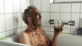 Amateur scat tube Kackwichser Kackpisse schlucken