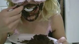 Scat girl eating her shit
