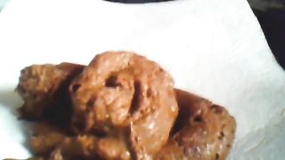 fat mature lady taking a massive shit