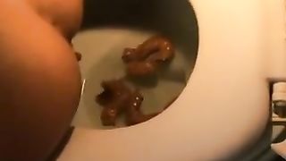 Four or five turds