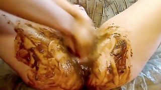 Insane lesbian fisting