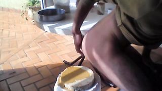 Adds her shit to pudding