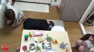 Girls pooping diarheea