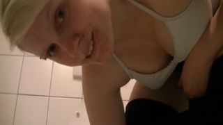 Spreading her butt chicks