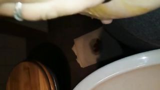 Smearing poop on her big ass