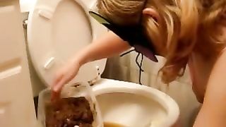 Compilation if the same girl shitting and smearing