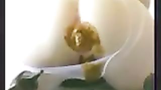 Creamy poop in her white pantyhose