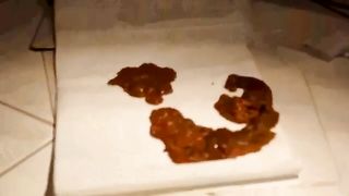 BBW shitting while standing