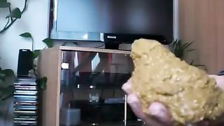 Perfect pile of shit on her hands