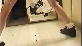 Pooping in white pantyhose