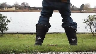 Sexy babe shitting in public