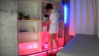 Rubbing poop on her ass while twerking