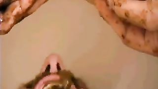 Teen feeding her boyfriend a lot