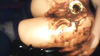 Smoking hot cam girl smearing poop on her perfect ass