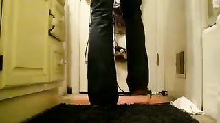 Amateur girl undressed to poop on the floor