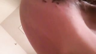 Messy shit between her cheeks