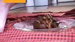 Hot babe shitting in her lace panties