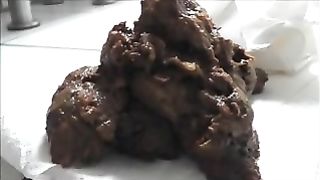 Beautiful pierced girl wiping her ass