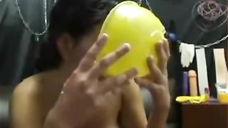 Drinking piss made her puke in a yellow bowl