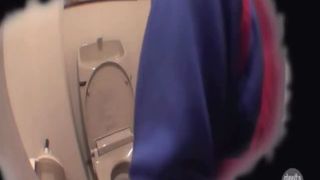Hidden camera surprised a sexy maid pooping