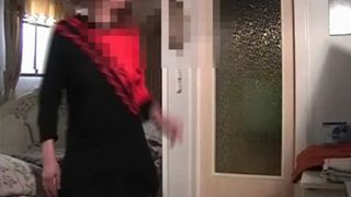 Amateur couple masturbating each other with poop