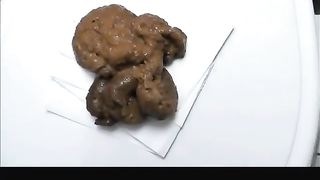 Young german pooping a big pile of creamy shit