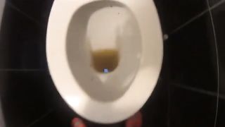 Hot young girl with perky ass pooping