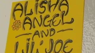 Amateur beauty trying to light her own shit