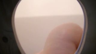 Mix of sexy hotties that are pooping