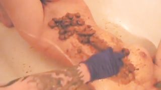Lovely boyfriend poop on his sexy girlfriend