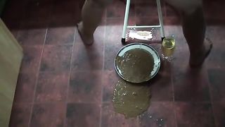 Amateur babe dropped a big pile of shit