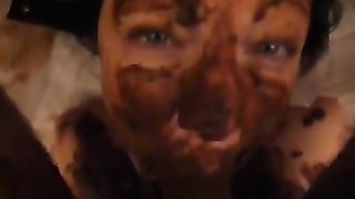 Mature woman smearing shit on her face during amateur blowjob