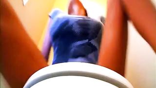 Beautiful xxx latina pooping in close up