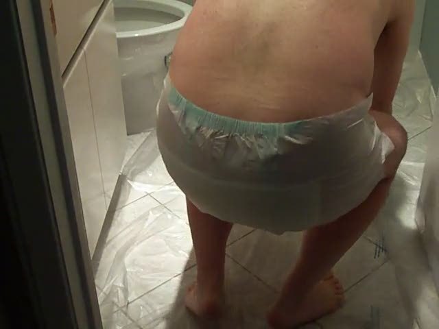 Diaper Scat Porn - Male diaper pooping and pissing