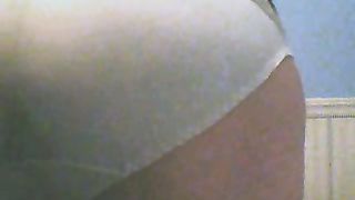 amateur farting until she shits herself