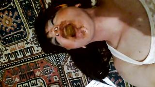 scat queen shemale eating her own poop