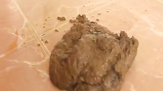 very hot white girl pooping and smearing