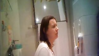eclectic pooping hidden camera films her taking a shit