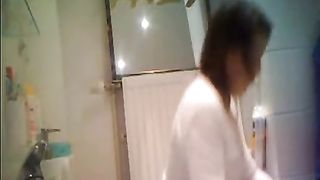 eclectic pooping hidden camera films her taking a shit
