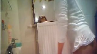 eclectic pooping hidden camera films her taking a shit