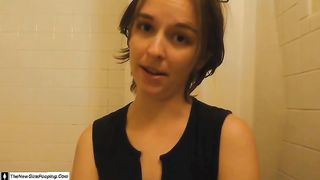 Spreading ass while pooping