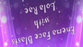 Lola slapping her ass while peeing