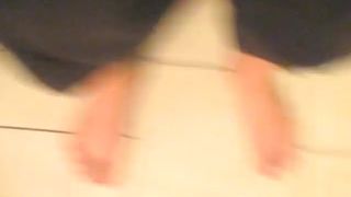 Amateur girl records her ass in close up