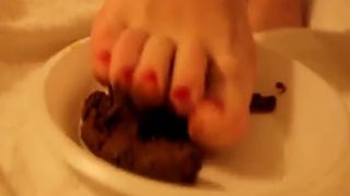 Foot fetish and fresh poop